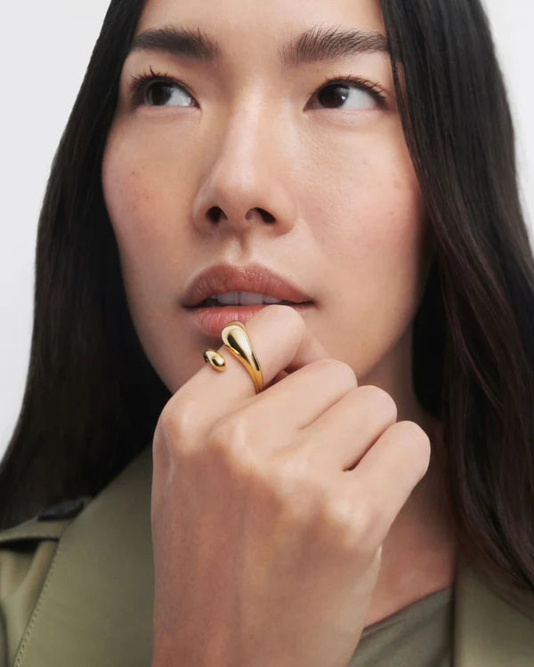 Anello PDPAOLA Orbit ANB1-D74-14 - foto lifestyle indossato al dito