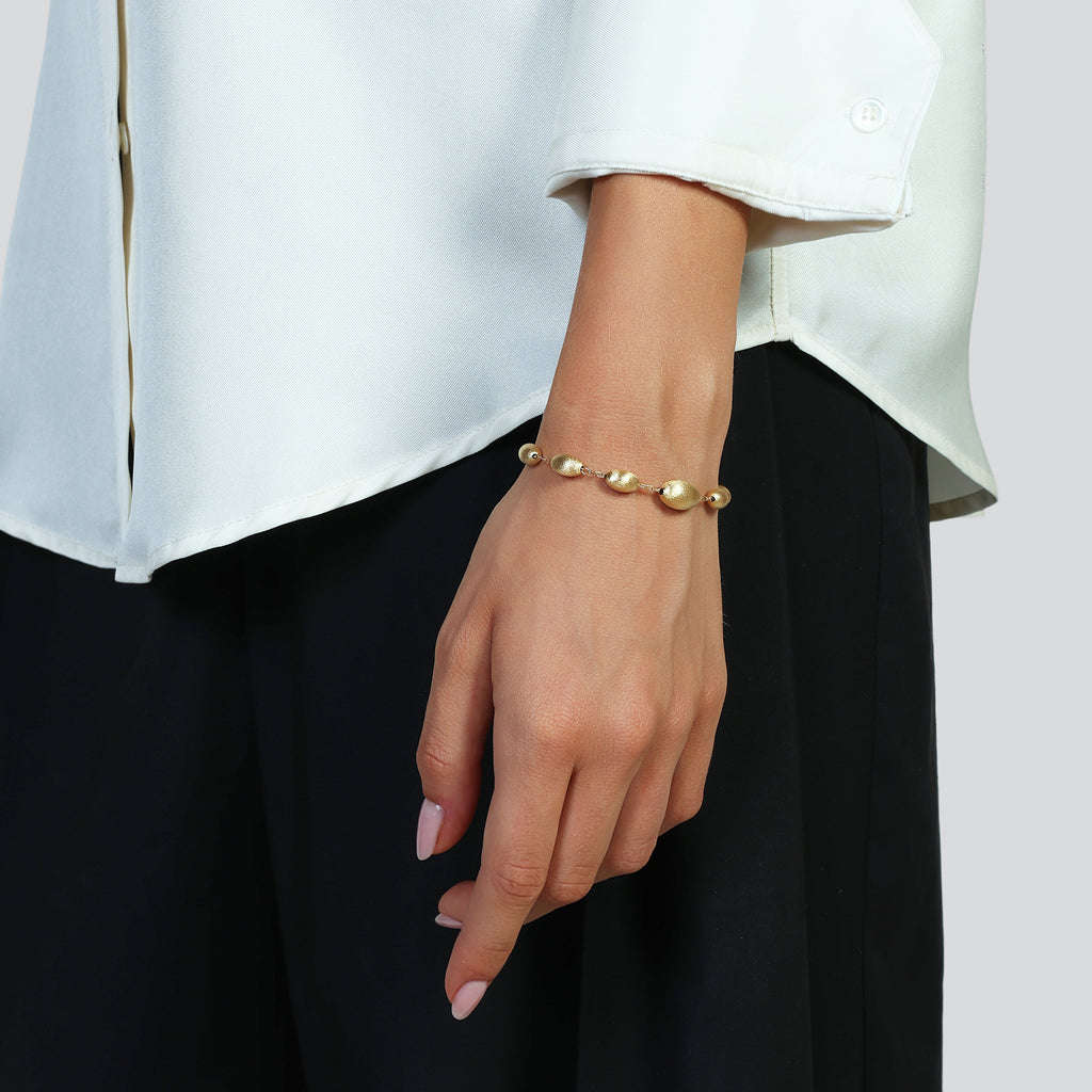 UNOAERRE - Bracciale Dorato Satinato Argento 925 - indossato | CICCO Gioielleria