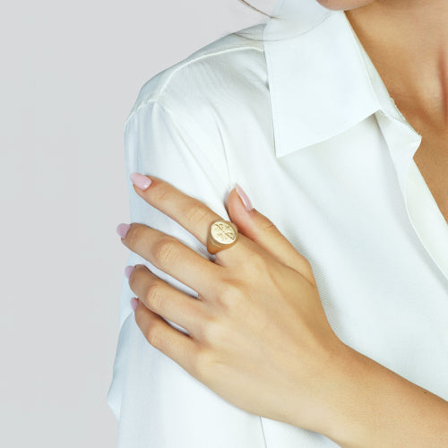 UNOAERRE ARGENTO - 6689 Anello in argento dorato Chevalier