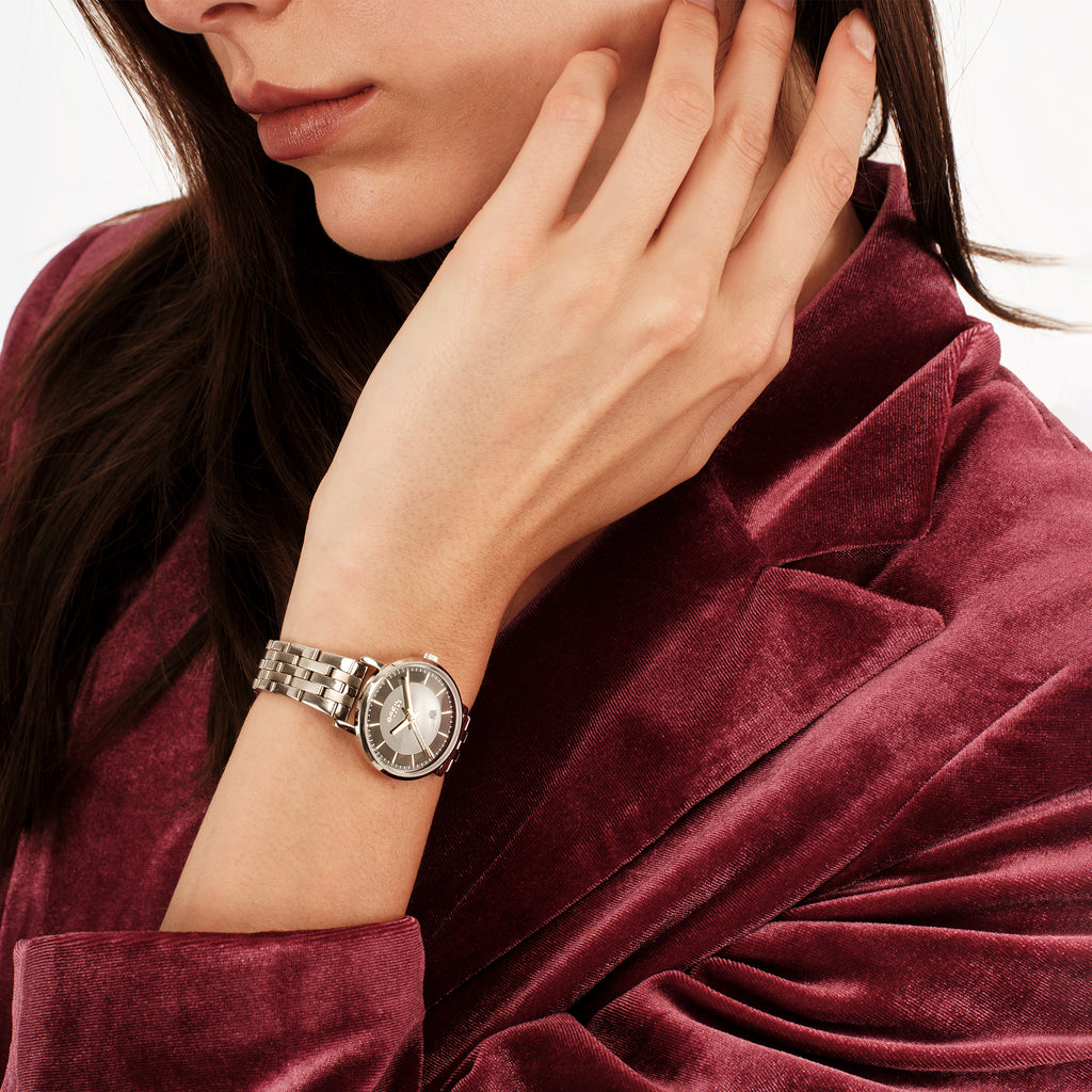 Breil Esmé EW0800 | Orologio Donna Solo Tempo Nero CD Pattern Indici Gold Vetro Ricurvo Indossato | Gioielleria CICCO
