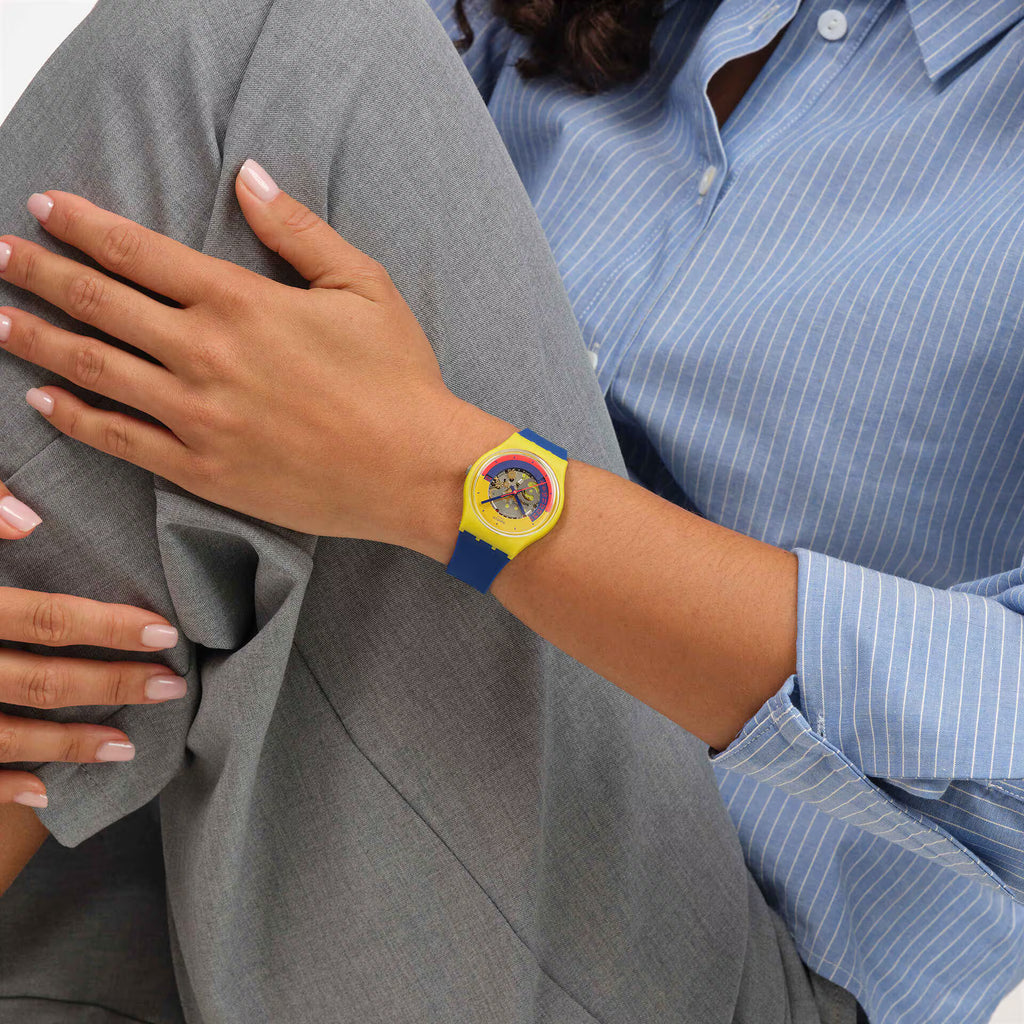 Swatch SO28J400 – Indossato al polso – Orologio colorato con ingranaggi a vista