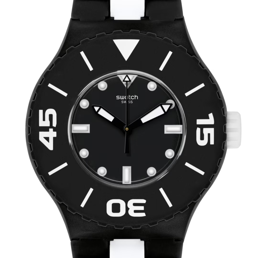 Swatch Scuba Libre SUUB102 B&W Deep – Dettaglio quadrante nero con indici bianchi Superluminova – Cicco Gioielleria