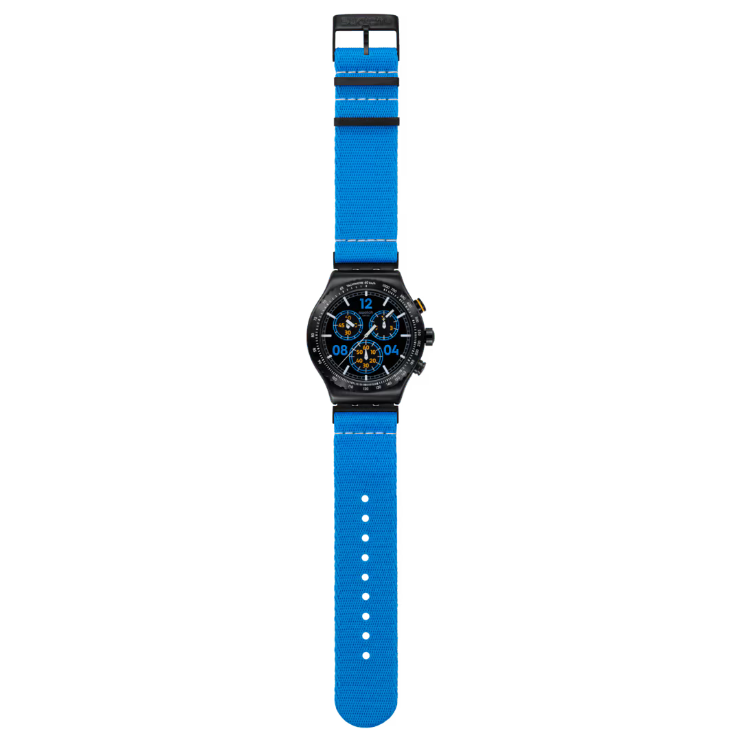 Swatch Irony YVB100 Moments in Blue – Orologio in acciaio blu, vista frontale su sfondo bianco – CICCO Gioielleria