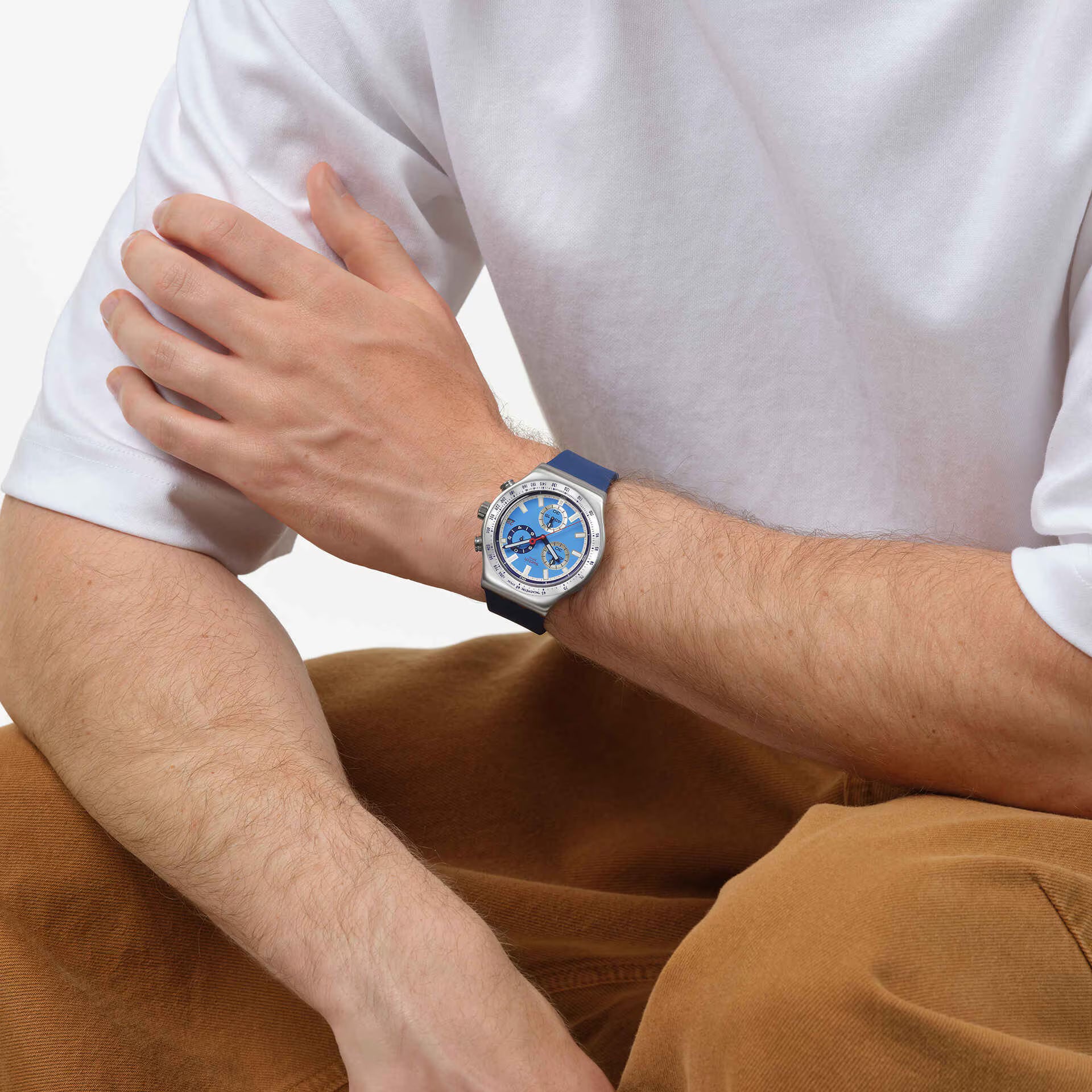 Orologio Swatch Irony Chrono Sky Reflective YVS541 – Cronografo Azzurro Acciaio – indossato