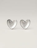 Orecchini a cuore OR0101 in argento 925 lucido con cuore centrale decorato da zirconi su sfondo neutro, CICCO Gioielleria.
