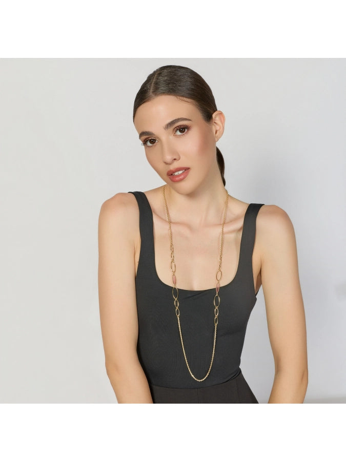 Collana Unoaerre Joya 2899 indossata – Collana lunga placcata oro con pietre occhio di gatto rosa