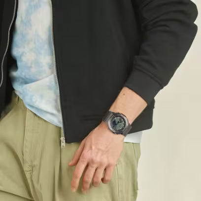 Casio G-Shock GM-2100B-3AER | Orologio indossato al polso | Gioielleria CICCO