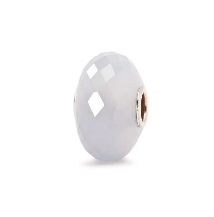 Bead Trollbeads Calcedonio Sfaccettato Azzurro TSTBE-20013 – Charm in pietra naturale da Cicco Gioielleria