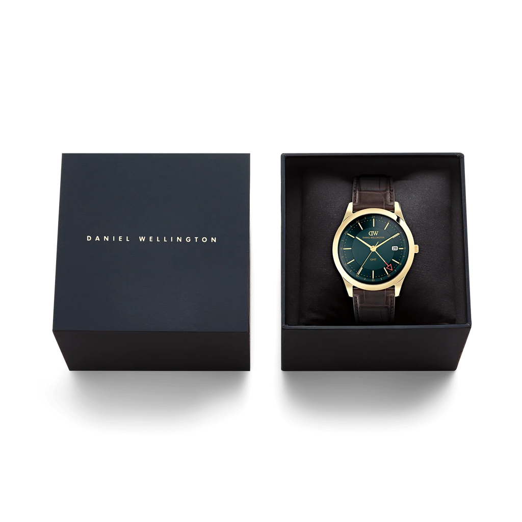 Packaging Daniel Wellington Pathfinder GMT DW00100974 – Confezione originale orologio uomo
Prossimo?