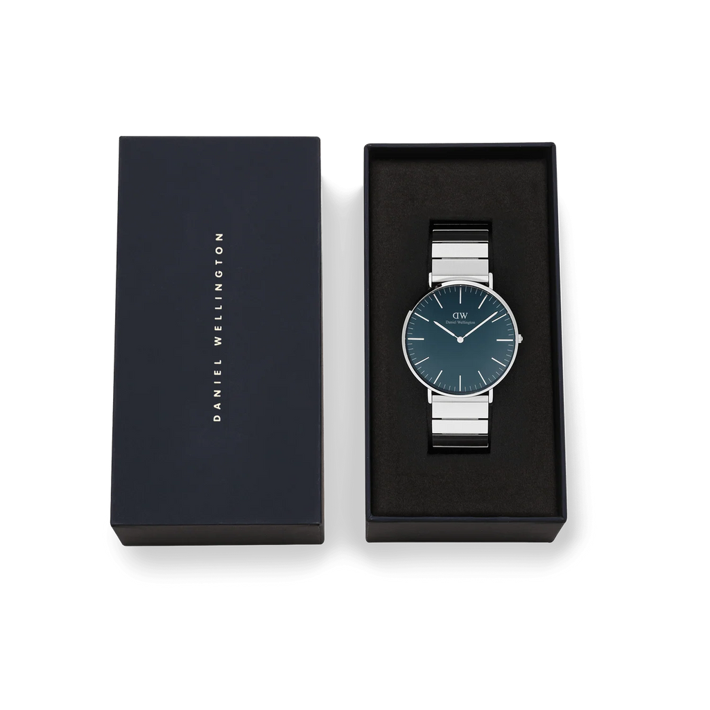 DW00100776 - Classic Piano Link Arctic Silver